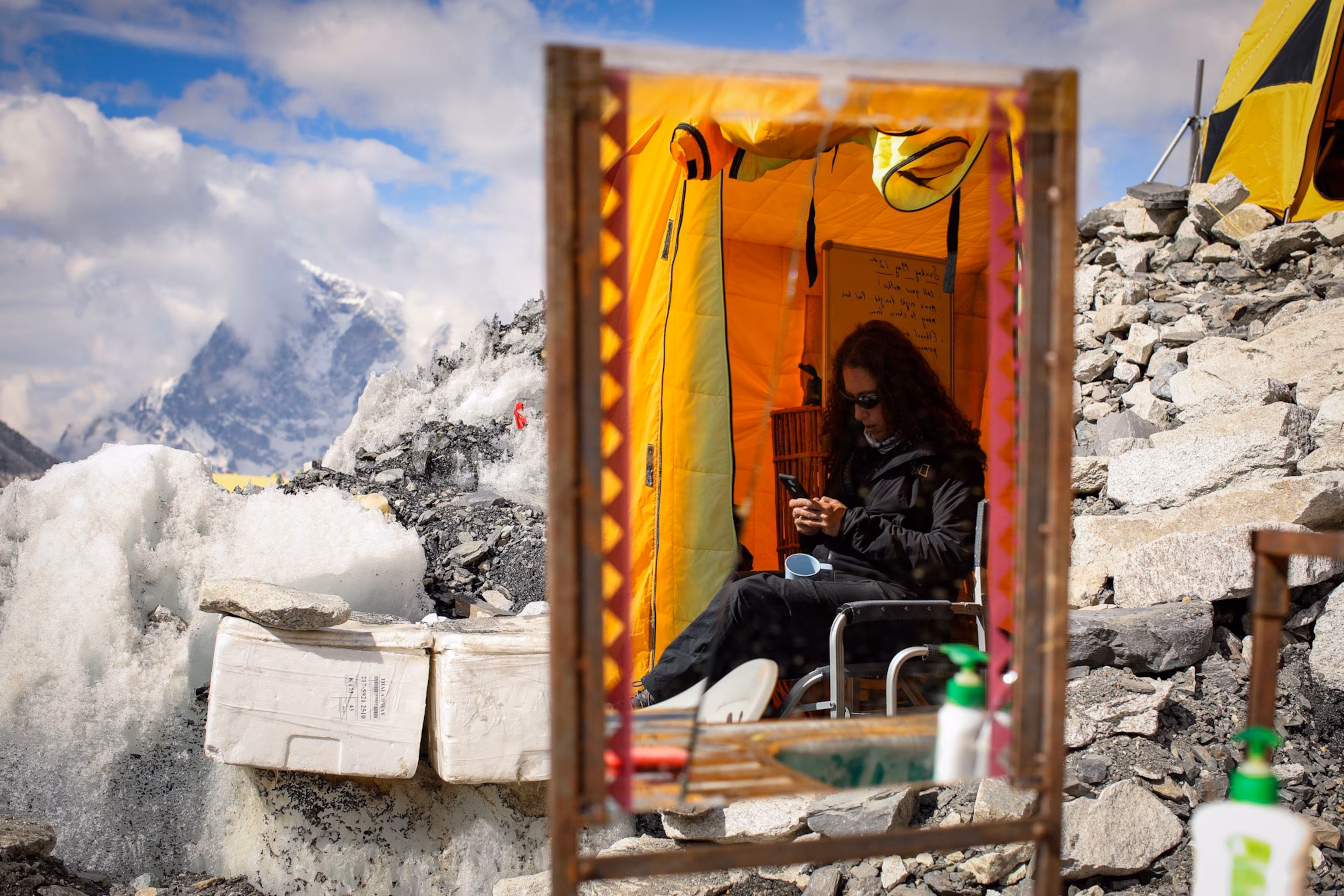 A cozy teahouse along the Everest Base Camp trekking route.