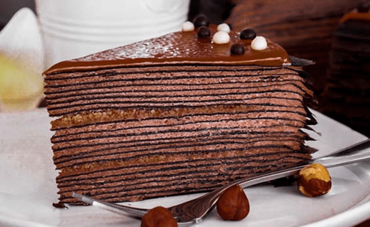 mille-crepes-cokelat-kelezatan-lapis-demi-lapis