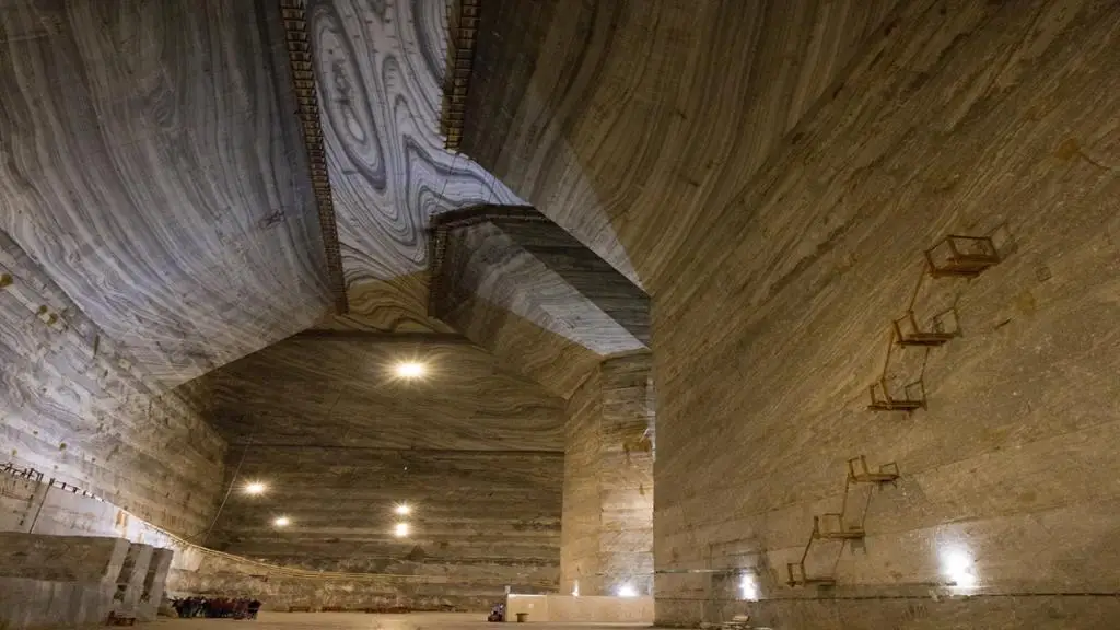 Pariwisata di Unirea Salt Mine