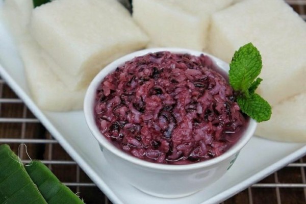 tape-ketan-hitam-kelezatan-tradisional-segudang 