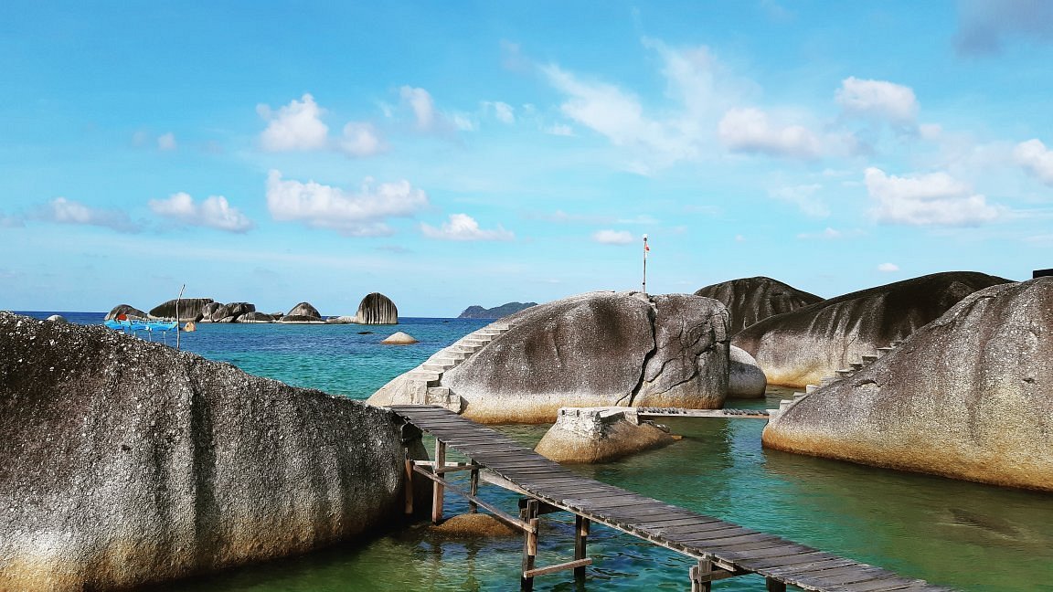 Keunikan Alif Stone Park