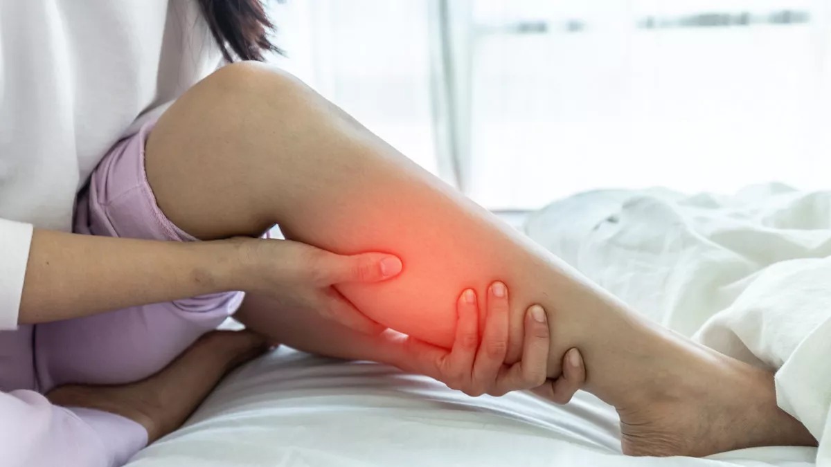 Cara Mengatasi Kram Betis Saat Terjadi