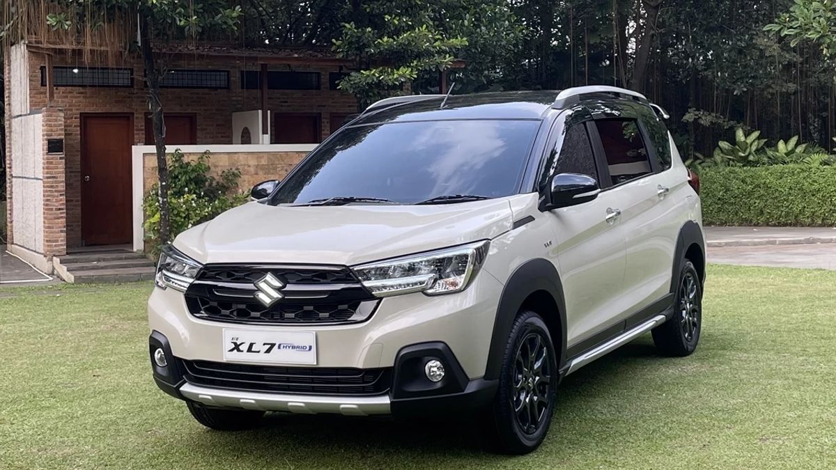 Suzuki XL7 Hybrid dan Karakter Mobil Keluarga Tangguh